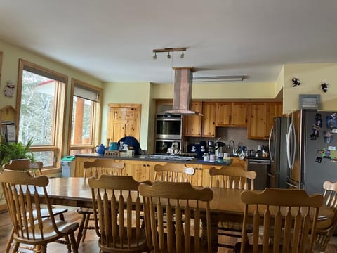 York Creek Bed & Breakfast Bed and Breakfast in Crowsnest Pass