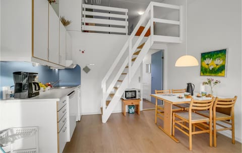 Beautiful Apartment In Ringkbing With Kitchen Eigentumswohnung in Søndervig