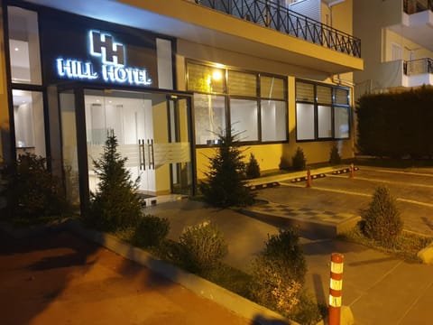 HOTEL HILL Hotel in Chalandri