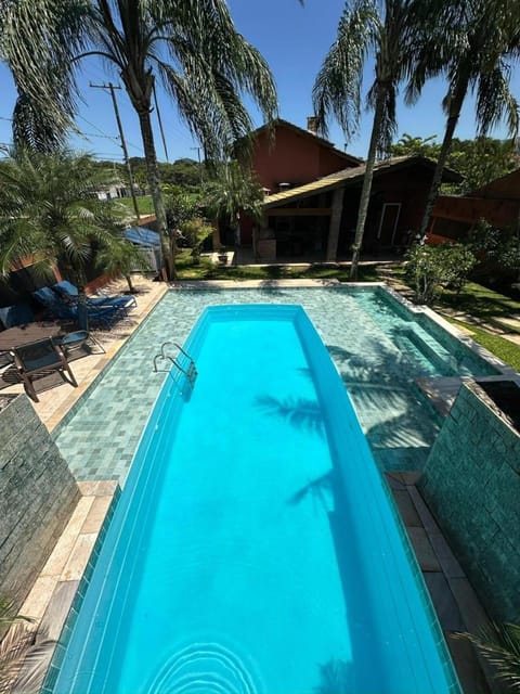 Casa com piscina em boraceia a 400 metros da praia Casa in Bertioga