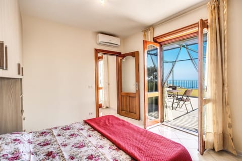 Balcony/Terrace, Bedroom, Sea view