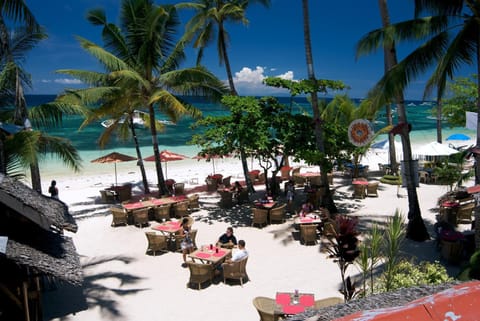 Alona Vida Beach Resort Resort in Panglao