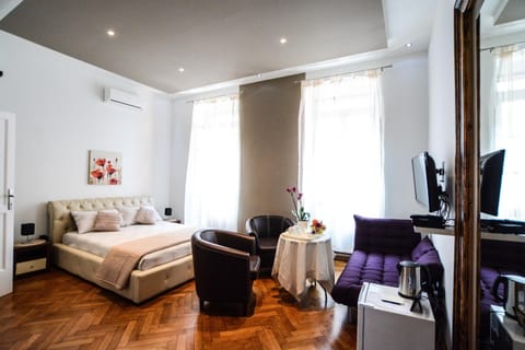 Coffee/tea facilities, Bedroom