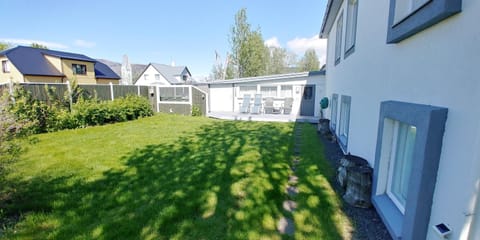 Guesthouse Henia Bed&Spas Bed and Breakfast in Selfoss
