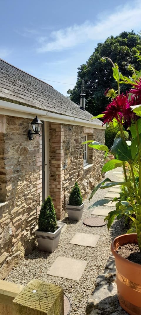 Stunning cosy barn in peaceful rural Cornwall House in England