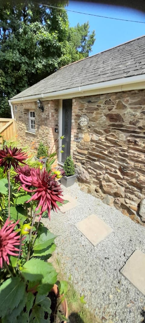 Stunning cosy barn in peaceful rural Cornwall House in England