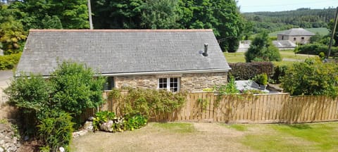 Stunning cosy barn in peaceful rural Cornwall House in England