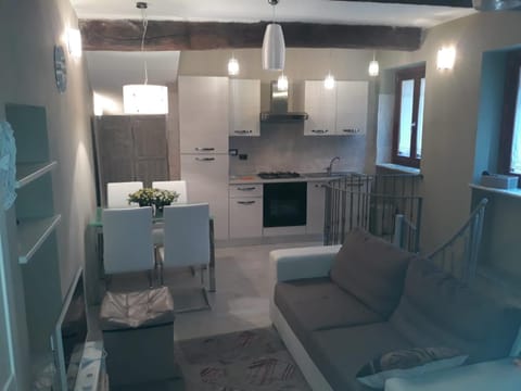 Antico Vicolo - Appartamento Giulia Apartment in Vercelli