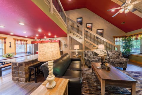 Lap of Luxury chalet House in Gatlinburg