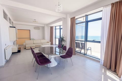 Riviera Residence Apartments Apartment in Constanta