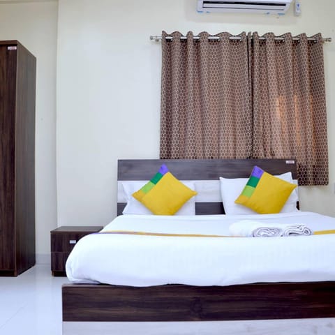 Hotel Bestow Inn Koregaon Park Pune -Near Osho Ashram Hotel in Pune