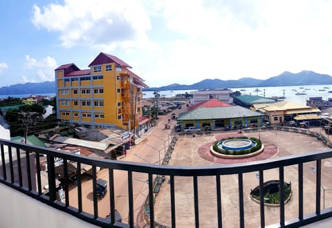 A&A ABE BAYFRONT INN Inn in Coron