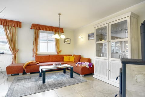 Haus Seegurke House in Zingst