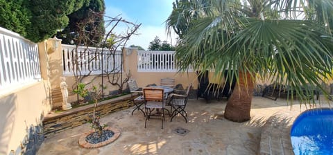 Patio, Seating area, Swimming pool