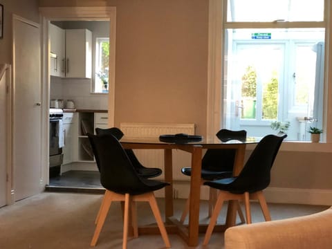 Radford Place - Central Exeter - Patio & Garden - Beach - Chiefs - Uni -WiFi House in Exeter