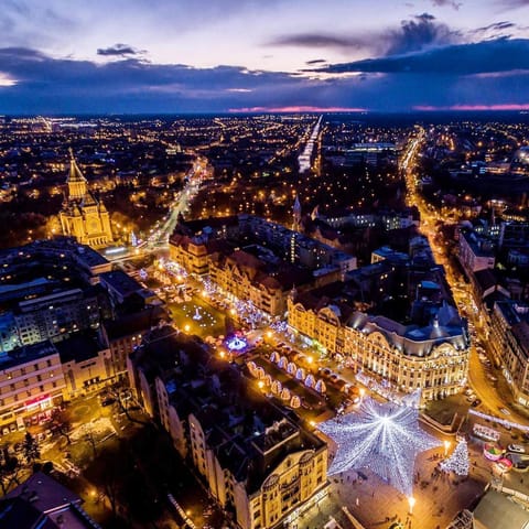 Nearby landmark, Night, Bird's eye view, City view, Street view