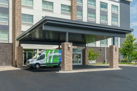 Holiday Inn Express & Suites - Mall of America - MSP Airport, an IHG Hotel Hotel in Bloomington