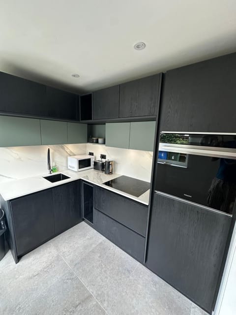 Fab-u-Luss House in Scotland