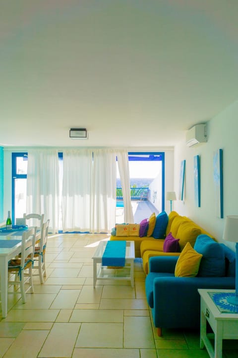La Casa Azul Condo in Puerto Calero