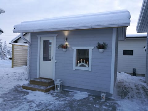 Cozy Cottage - Free WIFI and Parking Chalet in Rovaniemi