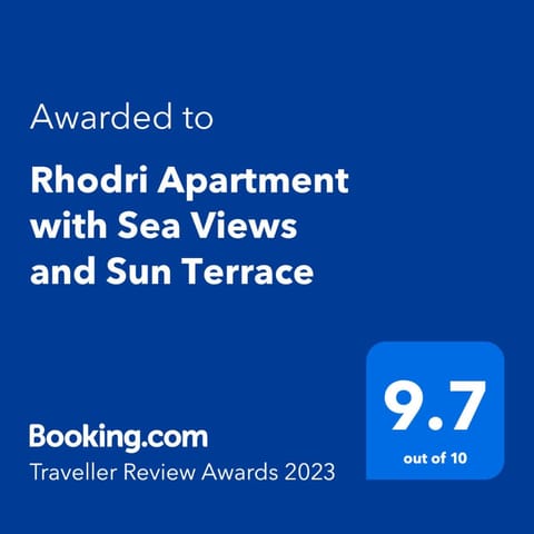Rhodri Apartment with Sea Views and Sun Terrace House in Trearddur Bay