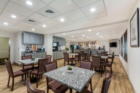 Best Western Plus New England Inn & Suites Hotel in Connecticut