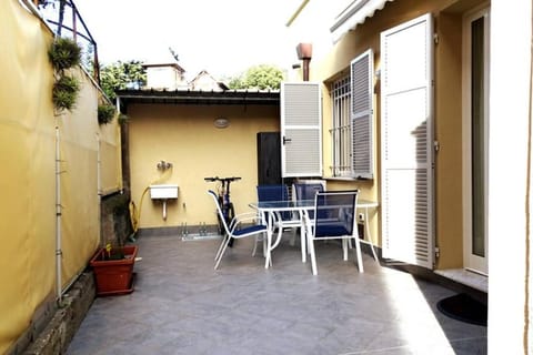 Serafina's House Apartment in Borgio Verezzi