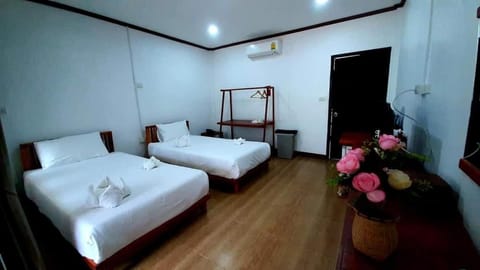 Vang Vieng Eco Lodge Bed and Breakfast in Vientiane Province, Laos