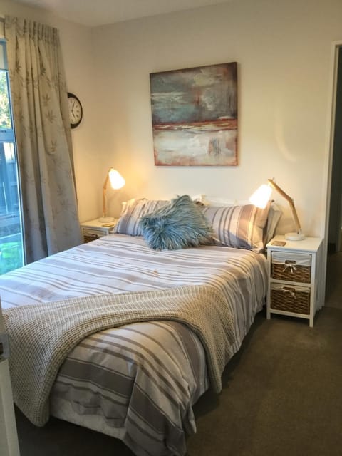 Bed & Breakfast in the Heart of Fendalton Bed and Breakfast in Christchurch