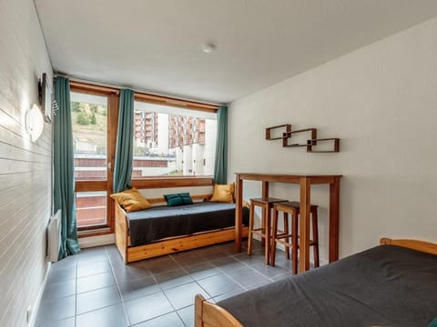 Studio rénové à Plagne Bellecôte, accès direct aux pistes, piscine, casier à ski, tout confort - FR-1-351-111 Apartment in Mâcot-la-Plagne