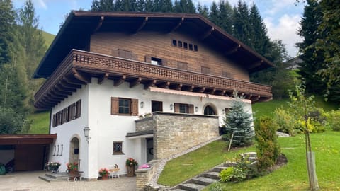 Pension Hattinger Bed and Breakfast in Maria Alm