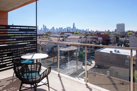 Balcony/Terrace, City view