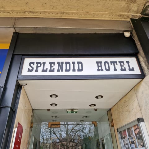 Hotel Le Splendid Hôtel in Troyes