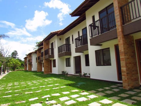 Property building, Facade/entrance, Garden