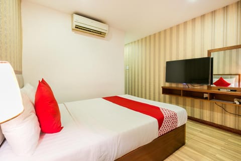 Hung Phat Hotel - Trung Son Hotel in Ho Chi Minh City