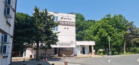 Hotel Proton Hotel in Constanța County