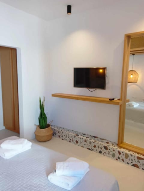 Anemousa Hotel Hotel in Folegandros Municipality