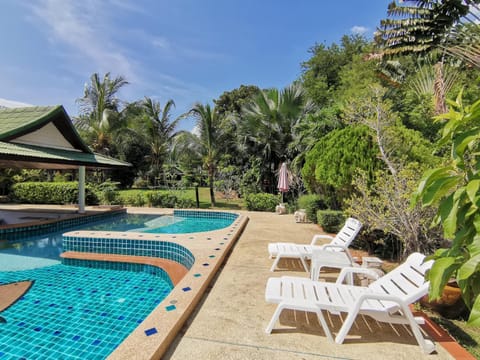 Tuna Resort Resort in Chalong