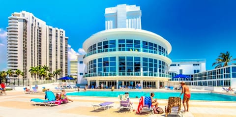 Property building, Pool view, Swimming pool