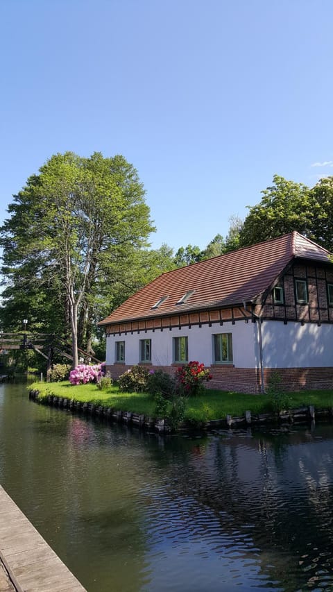 "Spreehof" Apartmenthaus in Lehde Apartment hotel in Lübbenau