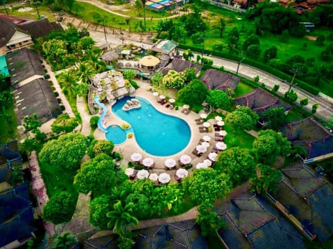 Natural landscape, Bird's eye view, Pool view, Swimming pool