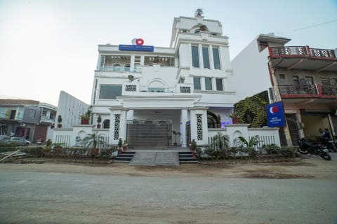 OYO Flagship 63319 Hotel Corinthian Hotel in Uttarakhand