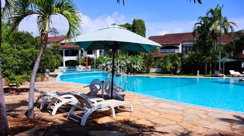 Woburn Residence Club Apartments Bed and Breakfast in Malindi
