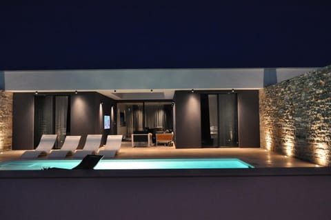 Seating area, Swimming pool