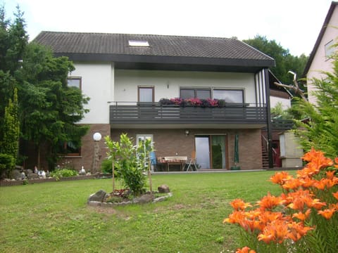 Garden, Garden, Balcony/Terrace