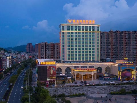 Vienna Hotel (Shajinbei Road Fuquan Guizhou) Hotel in Sichuan