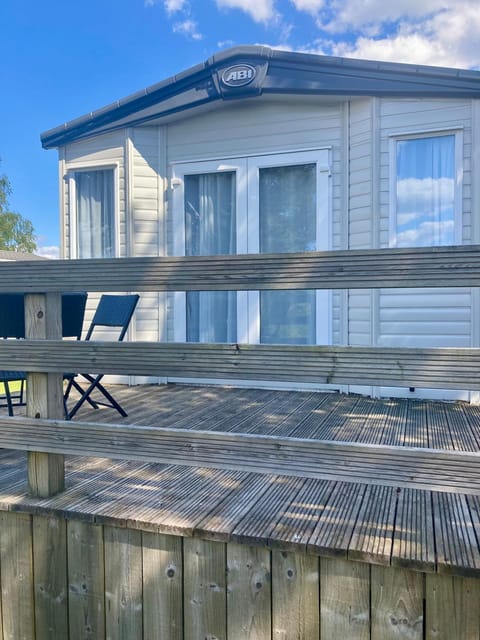 Property building, Balcony/Terrace