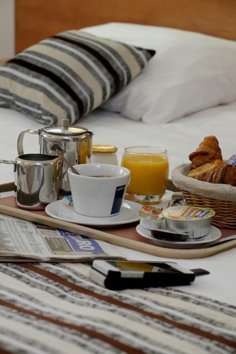 Bed, Breakfast, Continental breakfast