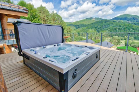 Natural landscape, Hot Tub, Mountain view