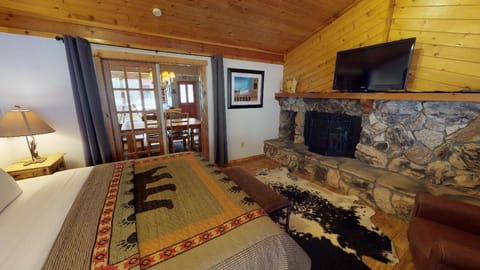 Streamside Retreat On The River With High Speed Wifi And Ac Haus in Red River